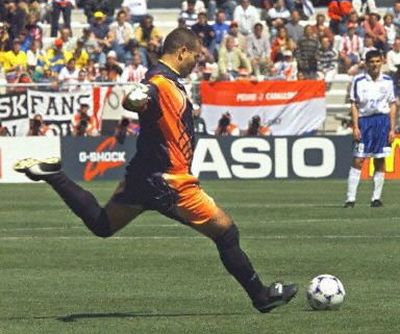 chilavert2.jpg