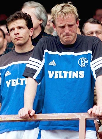 schalke-tifosi.jpg